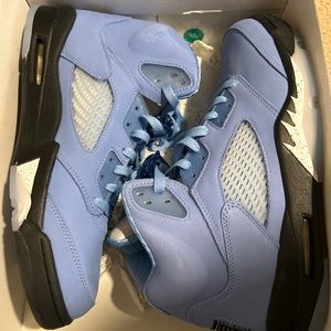 Jordan 5 UNC